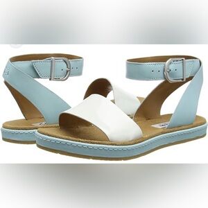 Clark’s romantic moon ankle strap